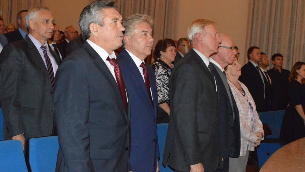 Борис Грызлов побывал в Сарове и поздравил работников Ядерного Центра с профессиональным праздником