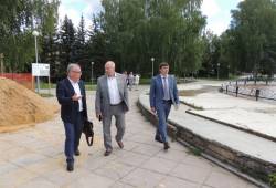 Депутат Госдумы Евгений Лебедев побывал на объектах капстроительства в Сарове