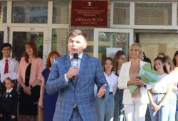 Депутаты поздравили школьников с Днем знаний